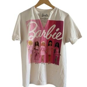 Barbie Pink and White Graphic Tee Size M